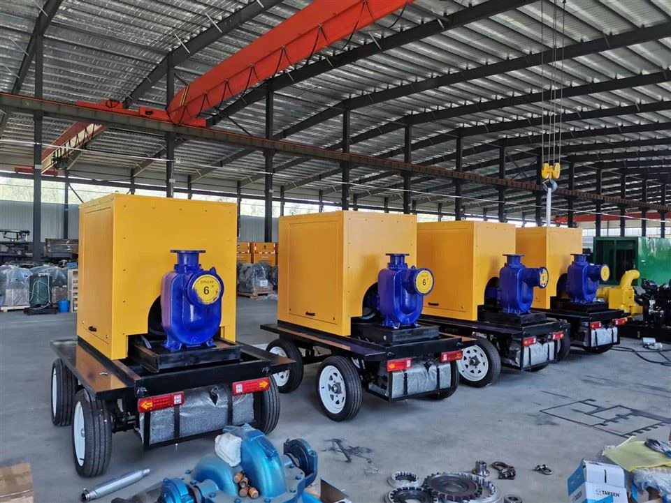 Водна помпа, задвижвана от дизелов двигател, 6 инча, самозасмукваща, отток 200 m3/h